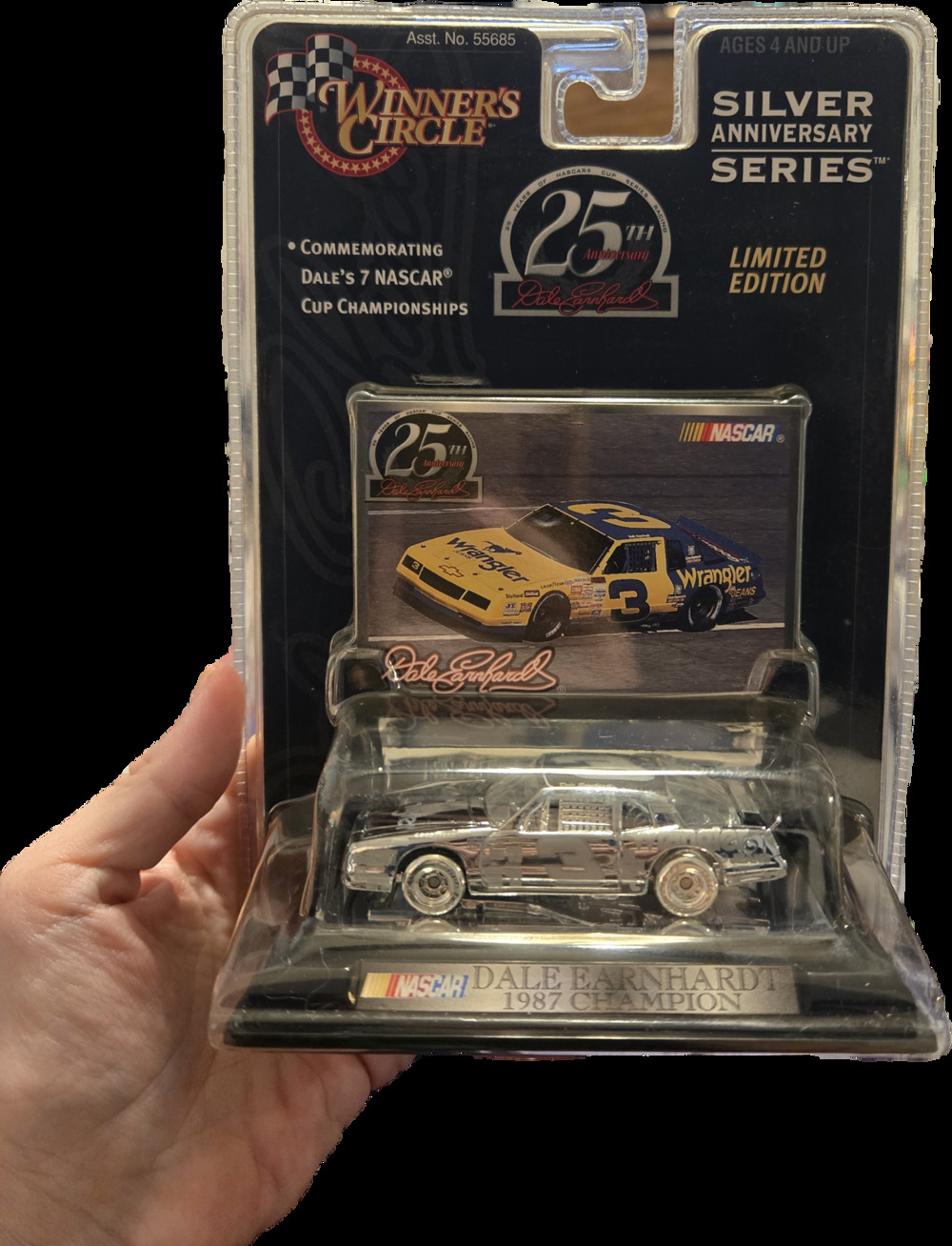 Dale Earnhardt 1987 Champion Silver Anniversary Winner's Circle 1:64 MOC